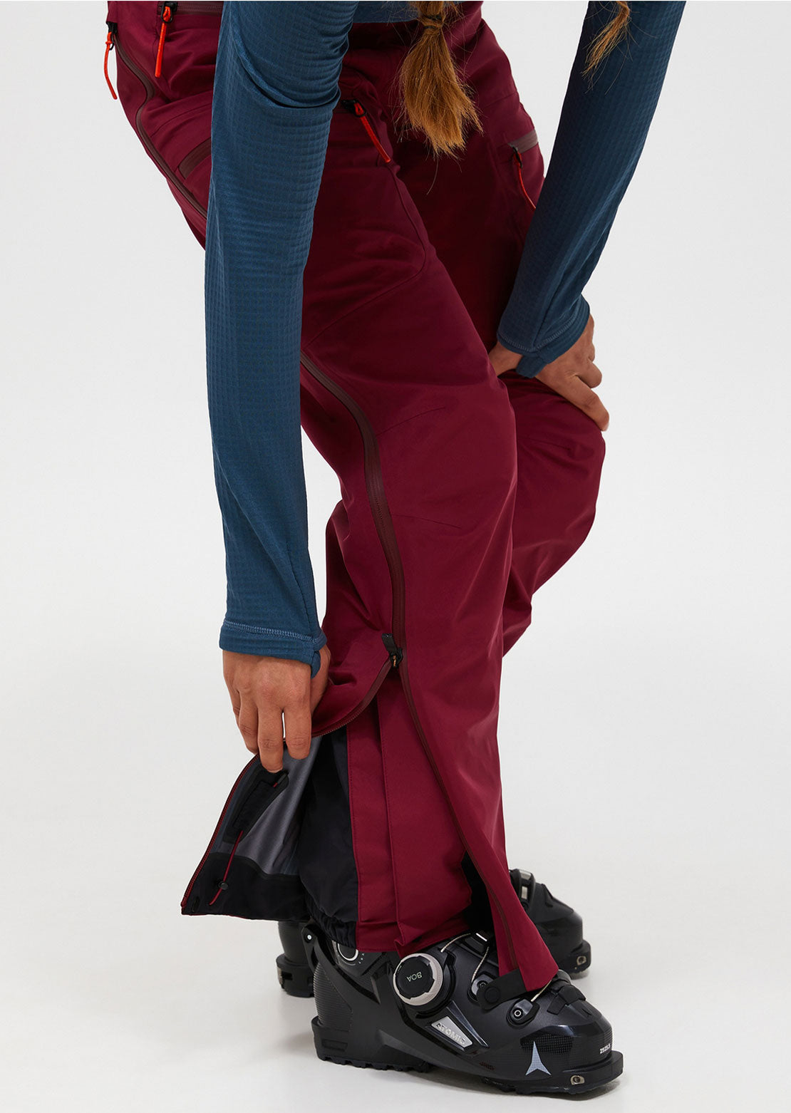 Peak Performance Women's Vislight Gore-Tex C-Knit Pants Vertical Zenith/Tech Burgundy