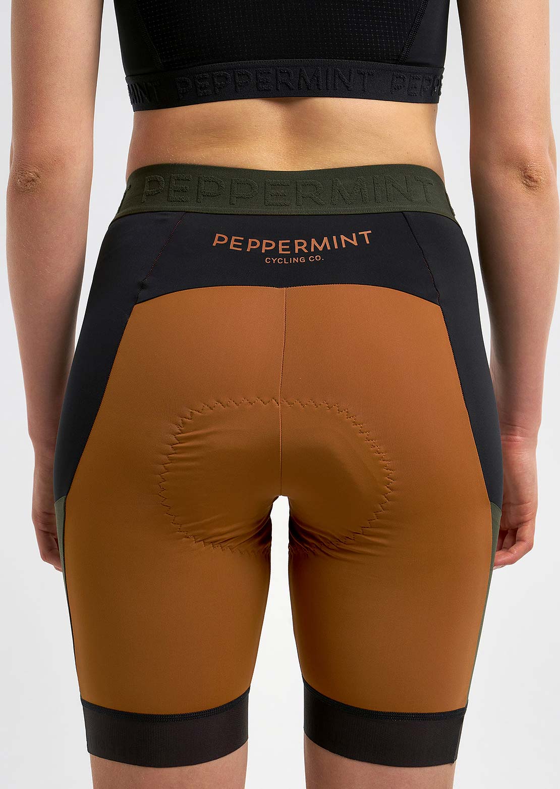 Peppermint Women&#39;s Gravel Shorts Rosewood