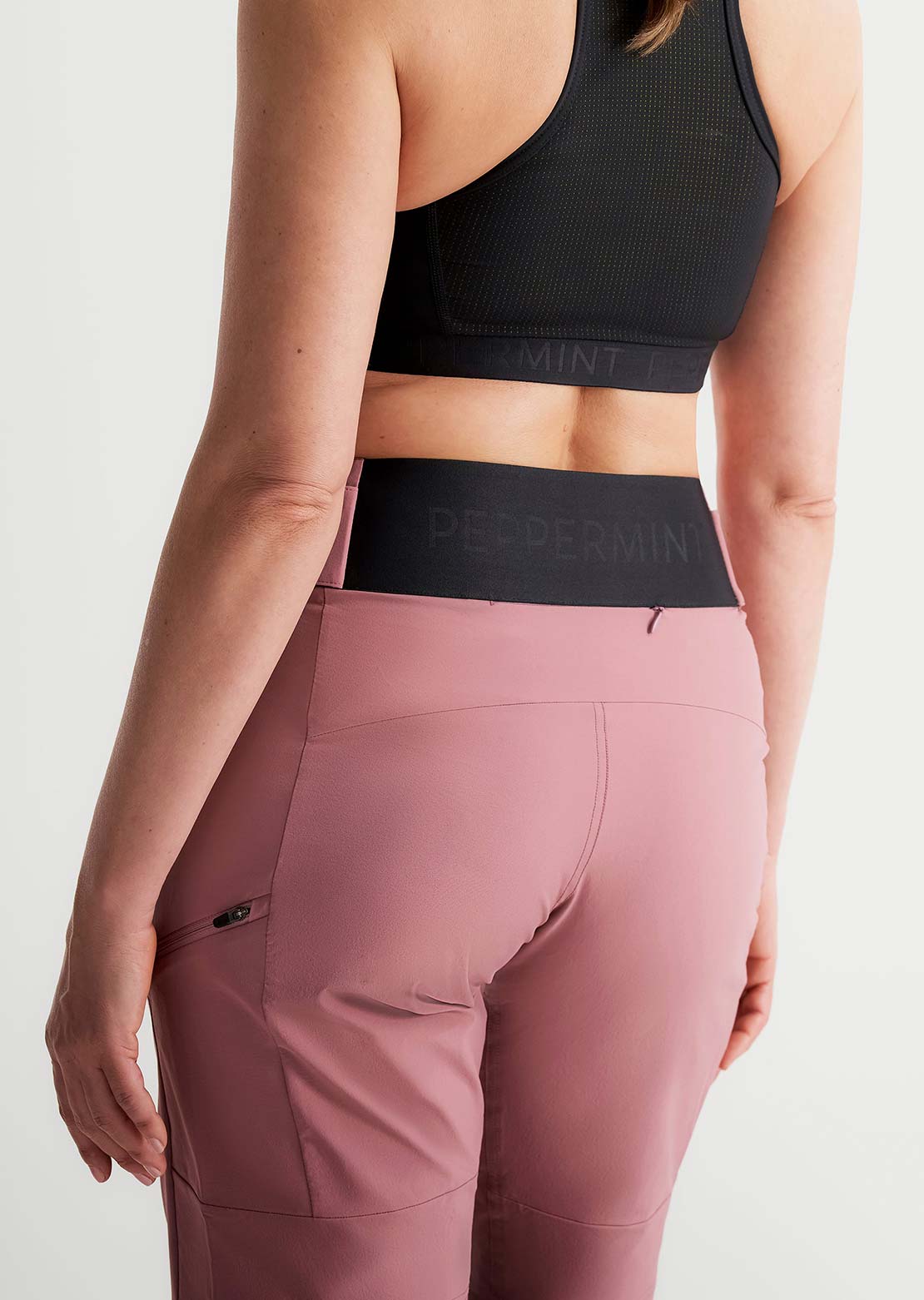 Peppermint Women's Signature Tech Shorts Blush