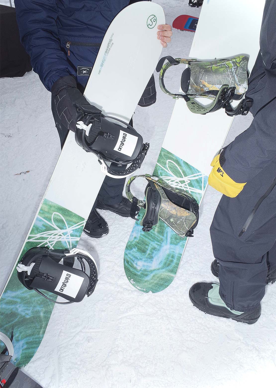 Public Unisex Outreach Snowboard