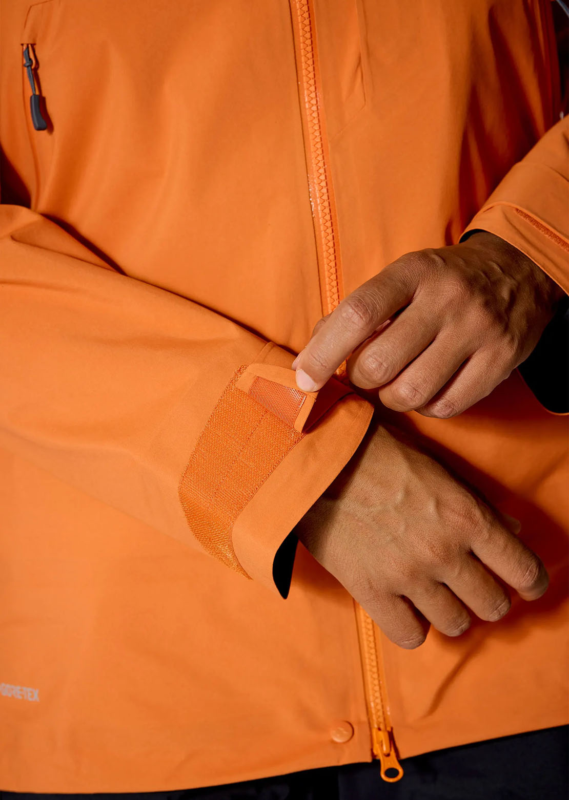 Rab Women's Khroma Diffuse GTX Jacket Dark Melba