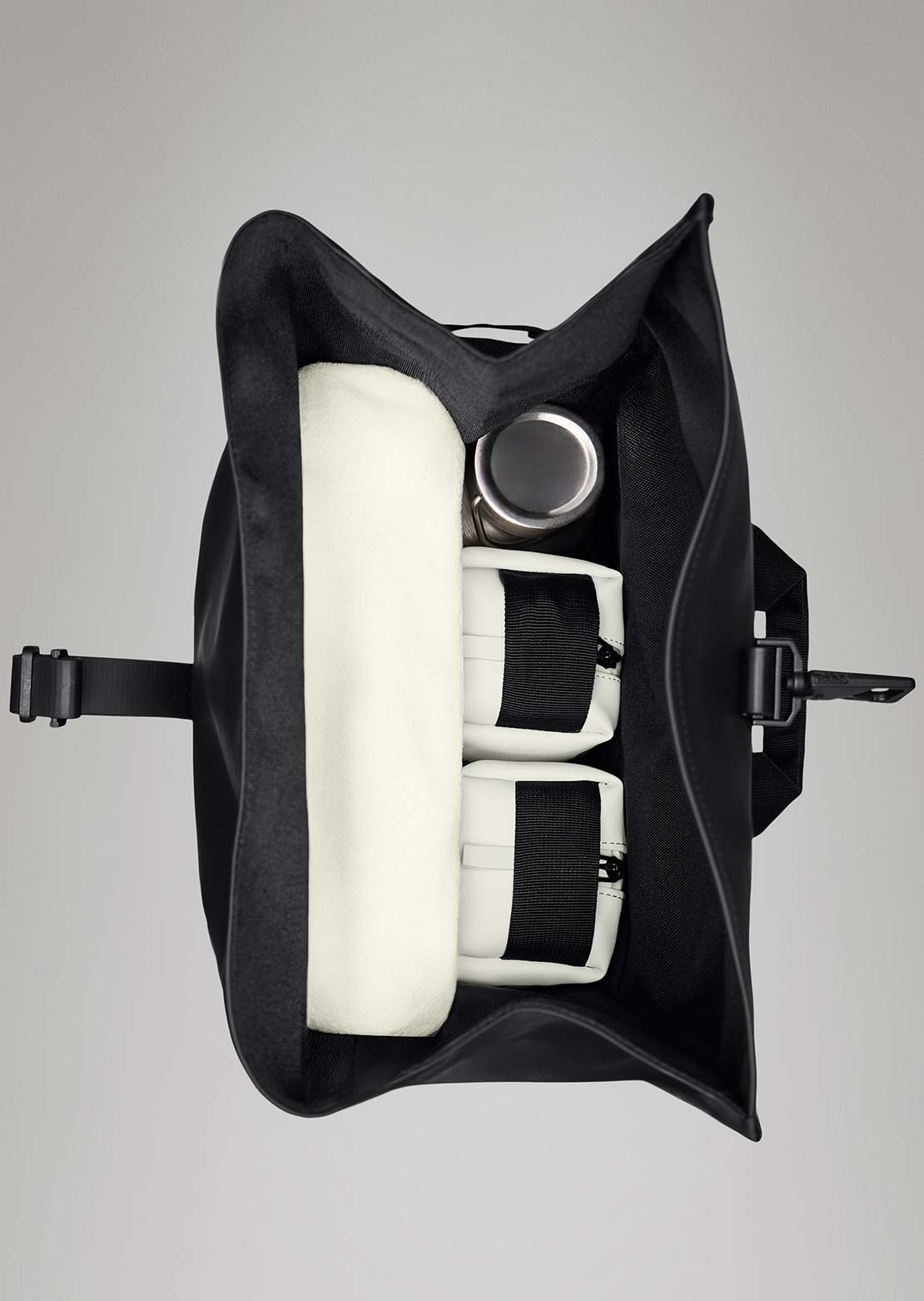 RAINS Unisex Large W3 Rolltop Rucksack Black