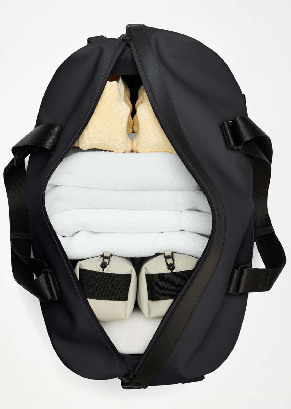 RAINS Unisex OTG W3 Weekend Bag Black
