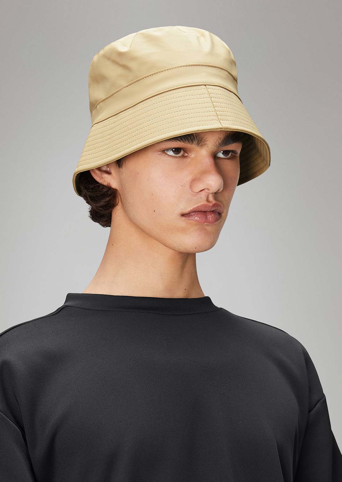 RAINS Unisex W2 Bucket Hat Sand