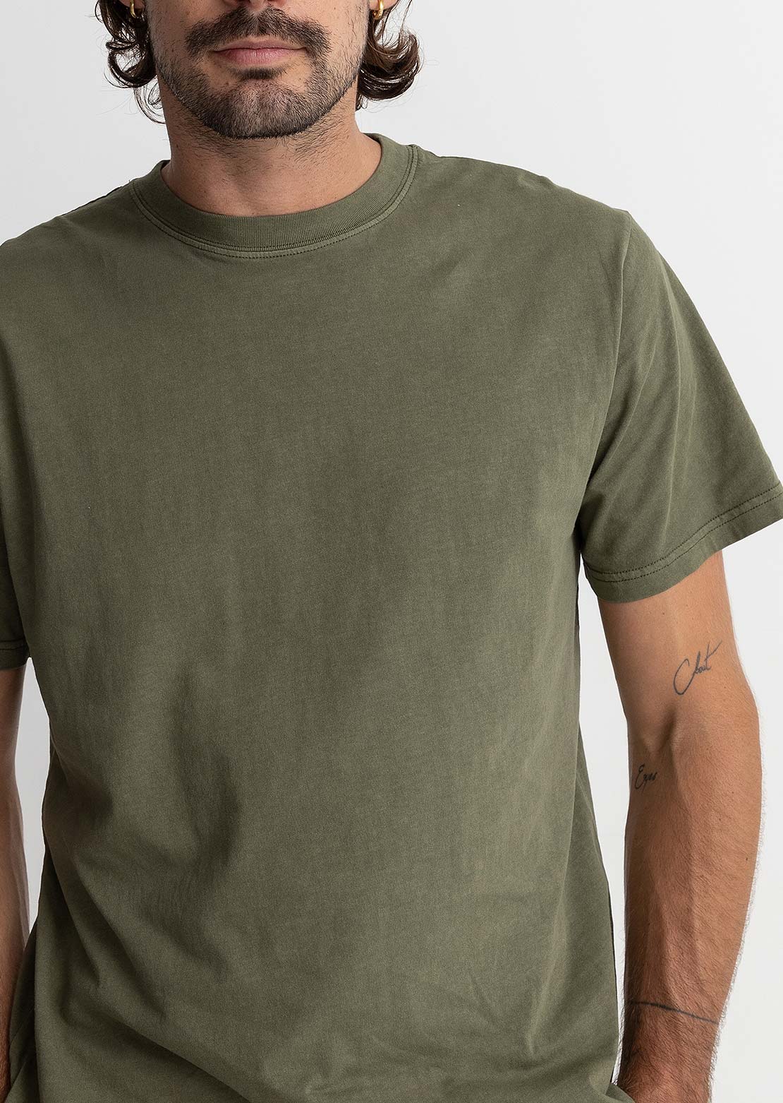 Rhythm Men's Classic Vintage T-Shirt Olive