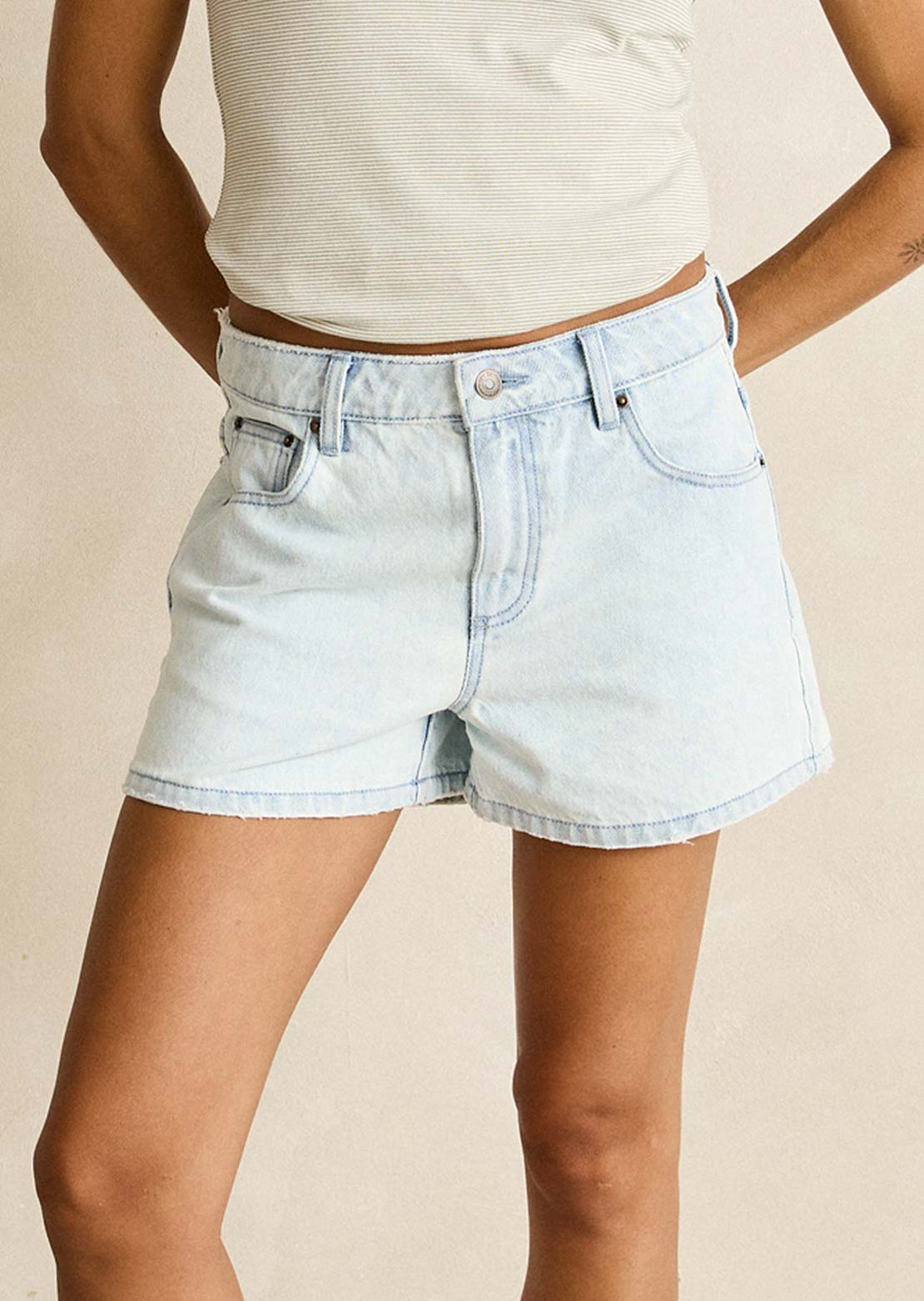 Rhythm Women's Wanderer Denim Shorts Light Wash