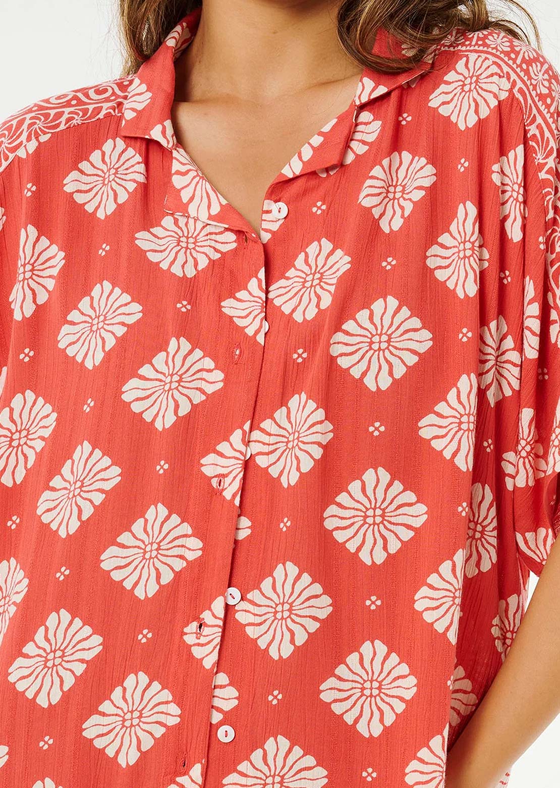 Rip Curl Women's Ventura Viscose Button Up Shirts Red