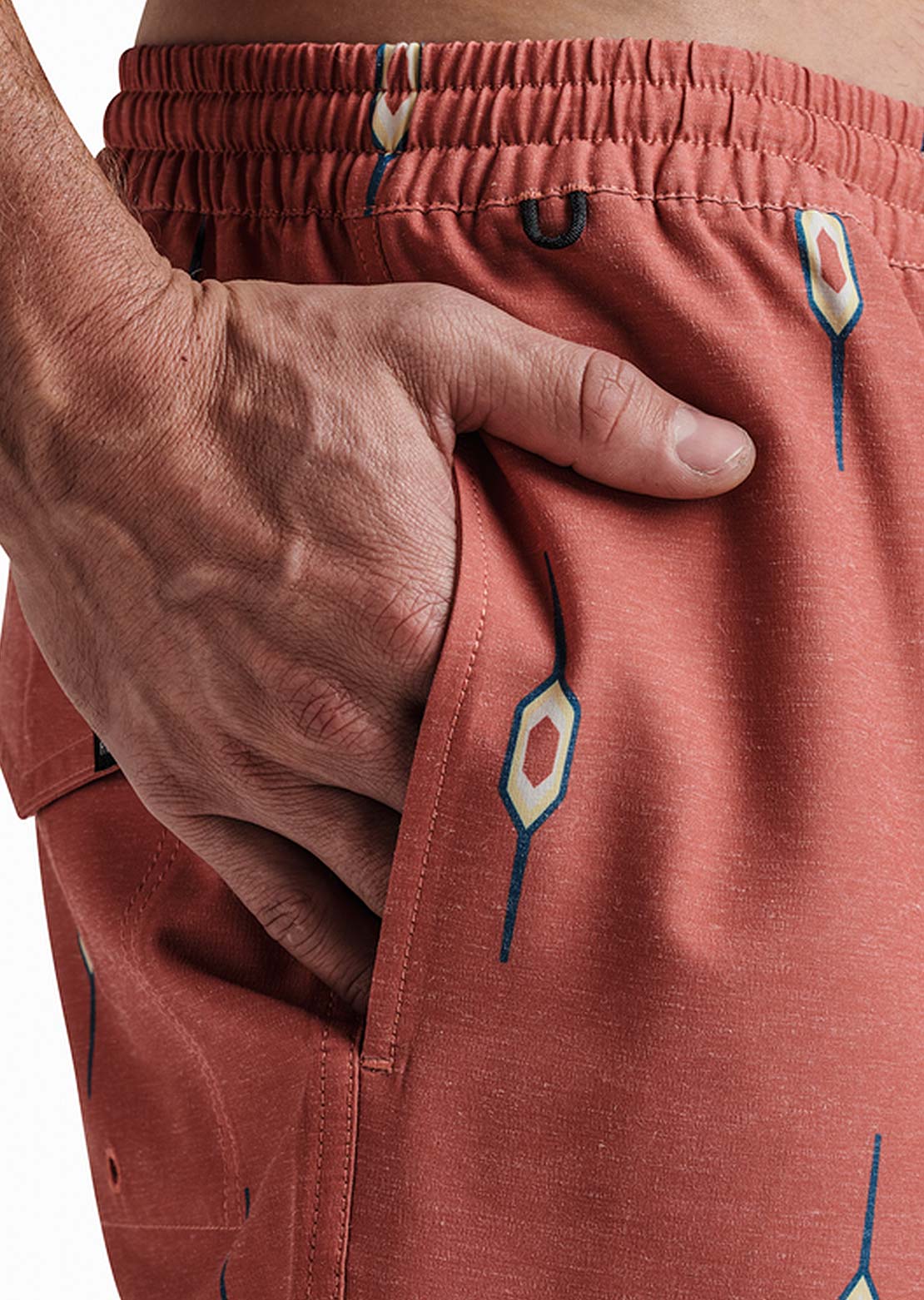 Roark Men&#39;s Shorey 16&quot; Boardshorts Castagno Saffron Red