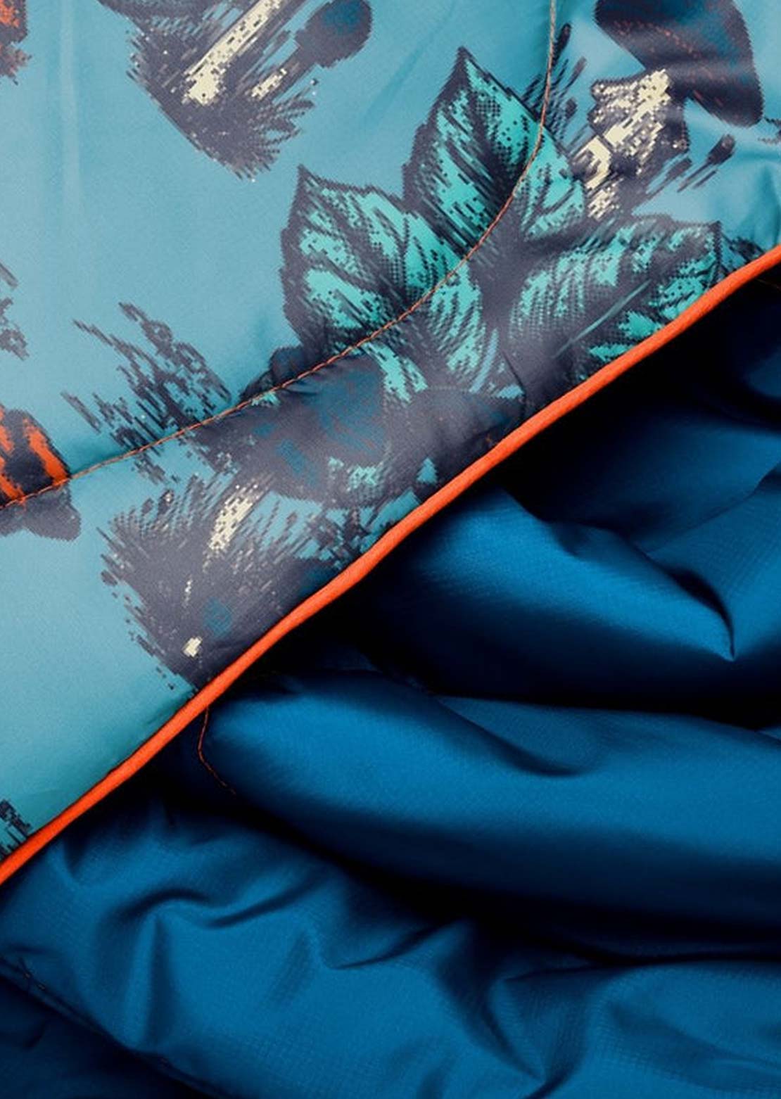 Rumpl OG Puffy Printed Blanket Magic Mushrooms