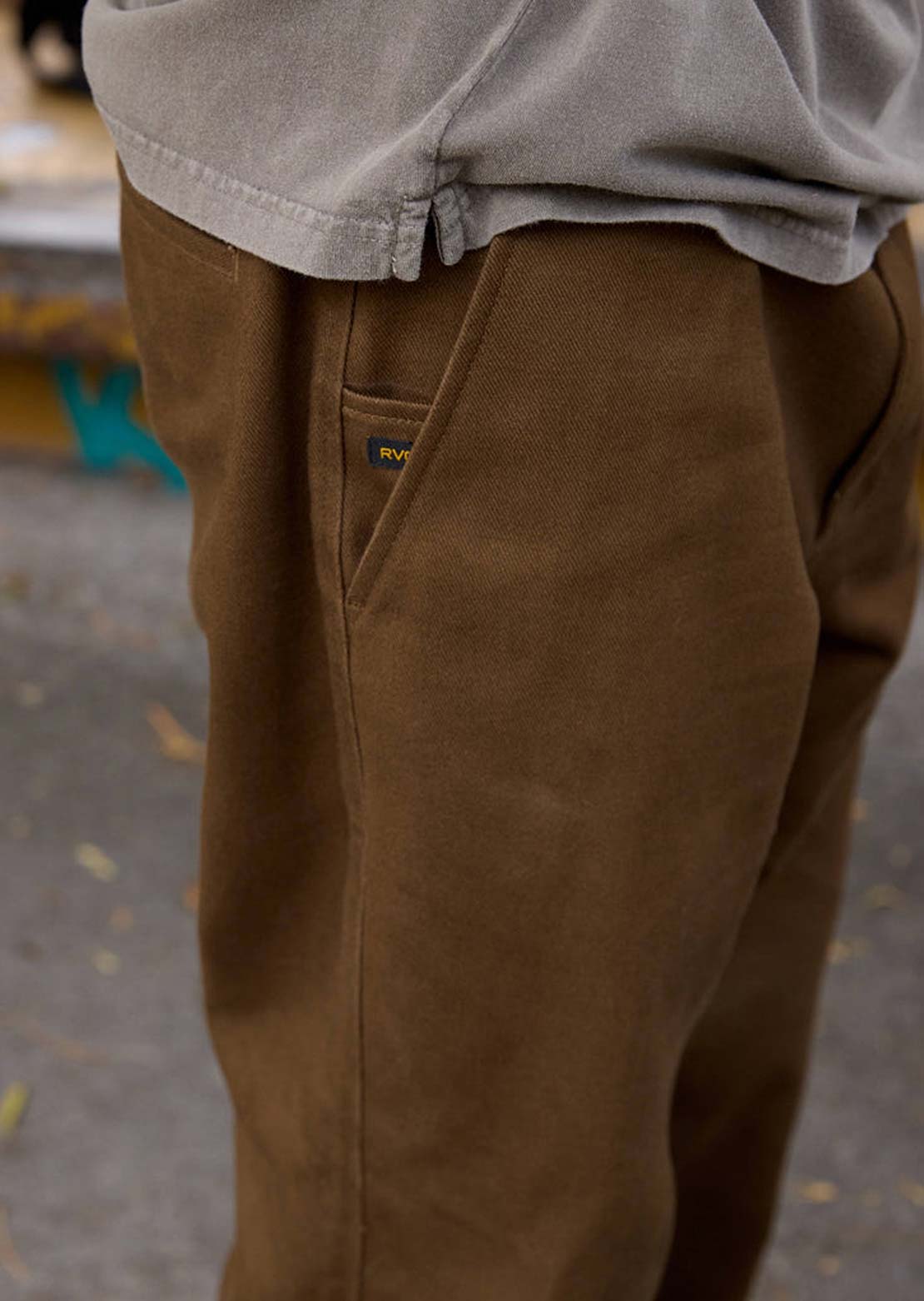 RVCA Men's Americana Chino Pant Bombay Brown