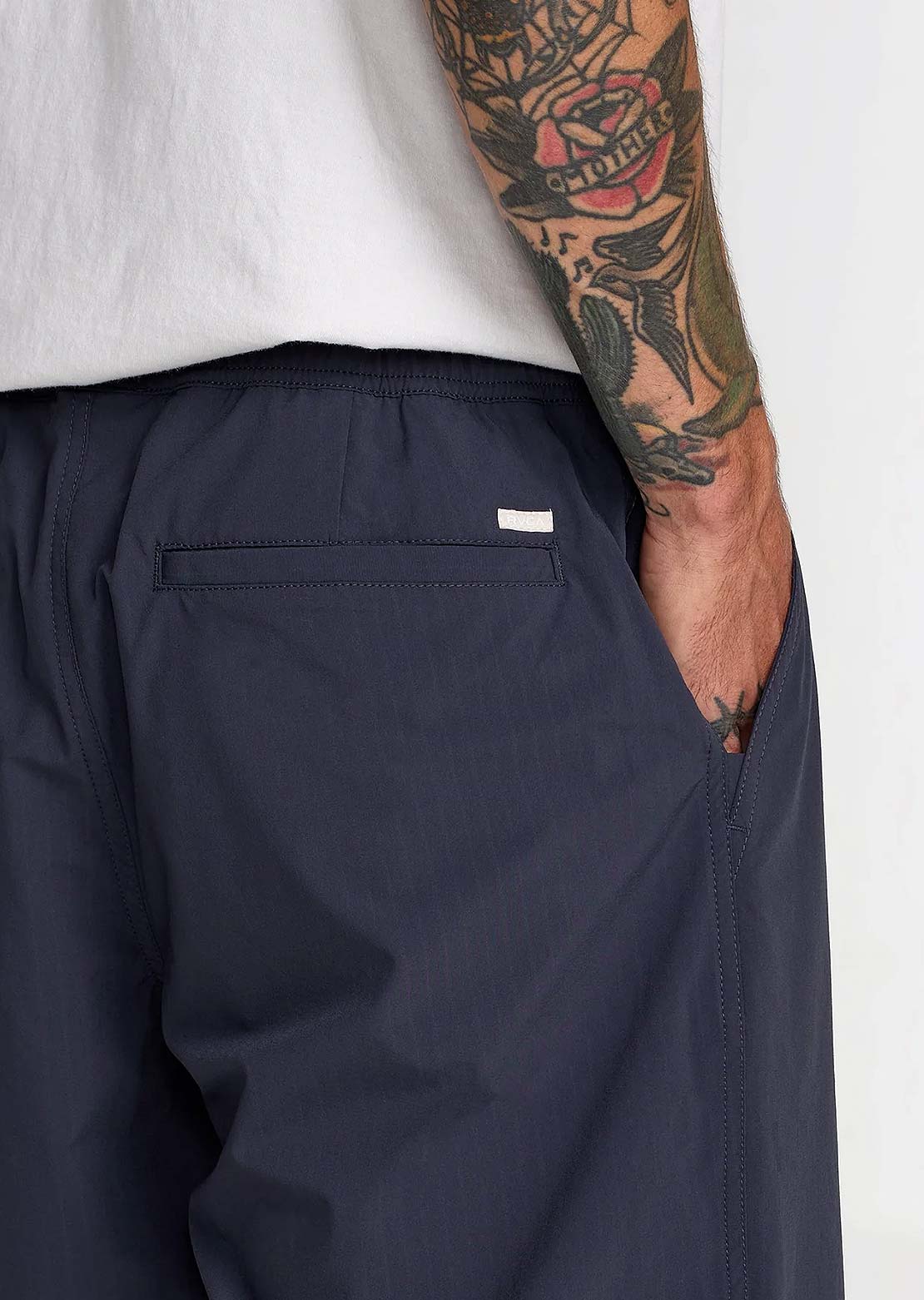 RVCA Men's Vacancy Ghost Stripe 19 Shorts