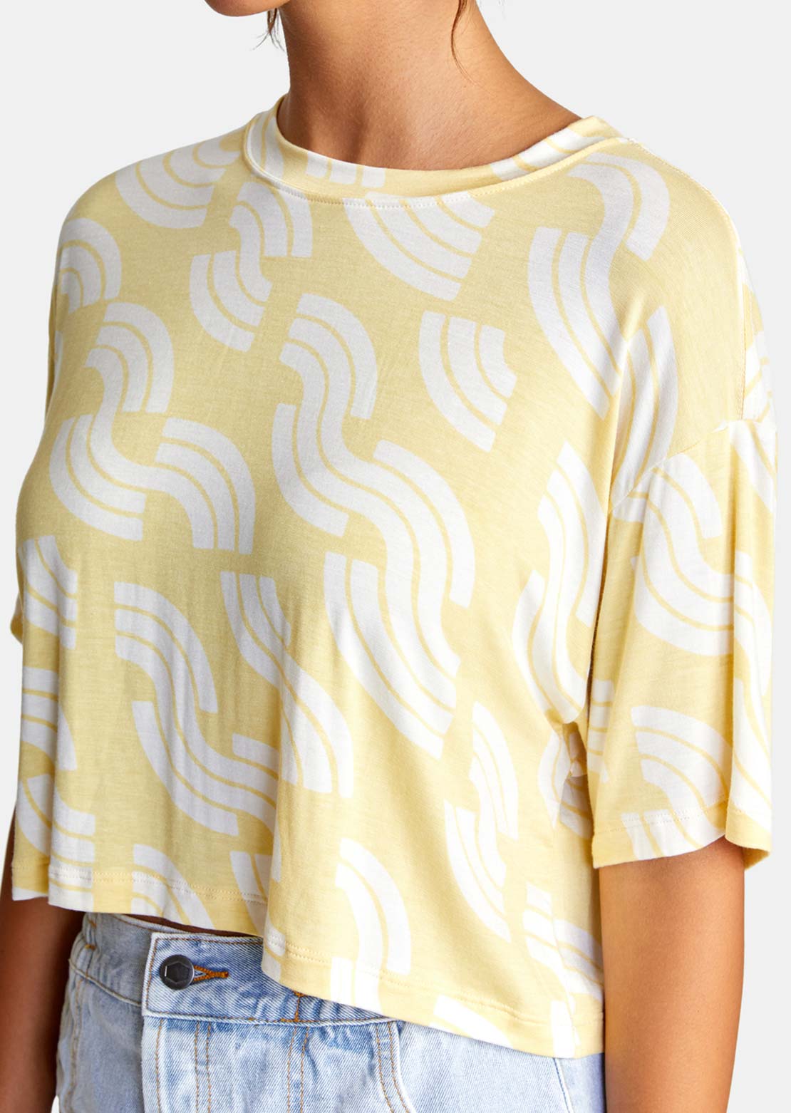 RVCA Women&#39;s Hooky T-Shirt Mellow Yellow