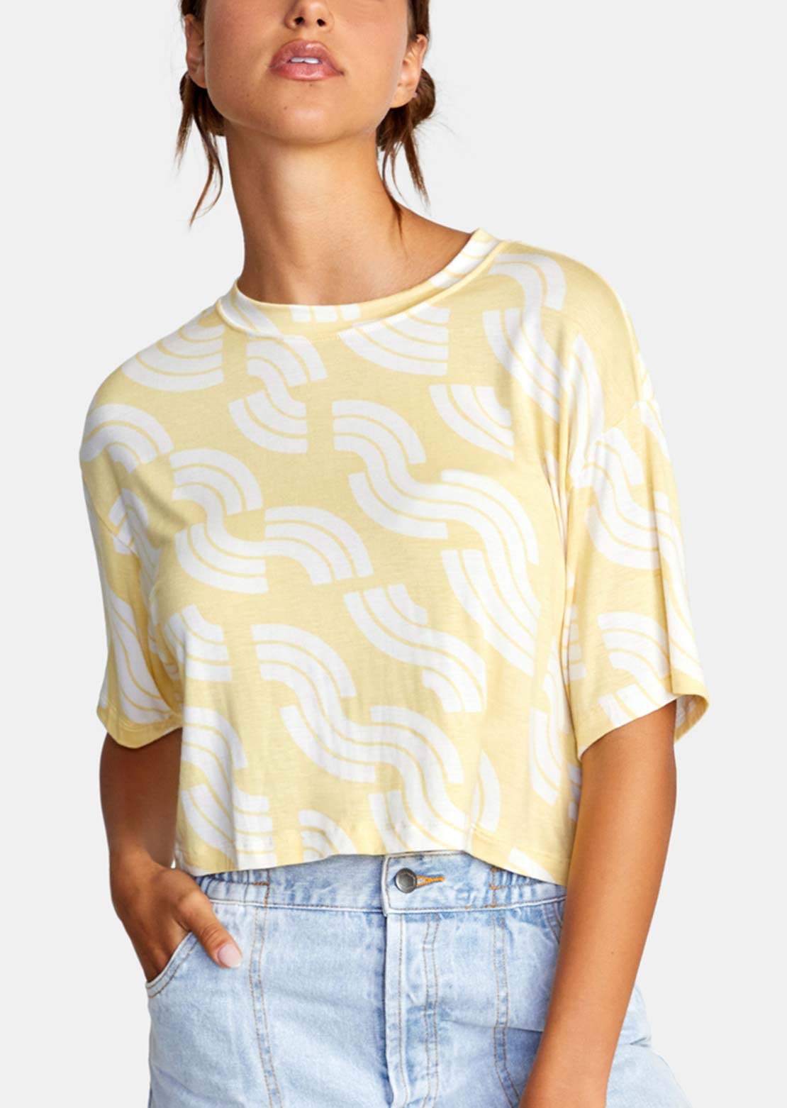 RVCA Women&#39;s Hooky T-Shirt Mellow Yellow