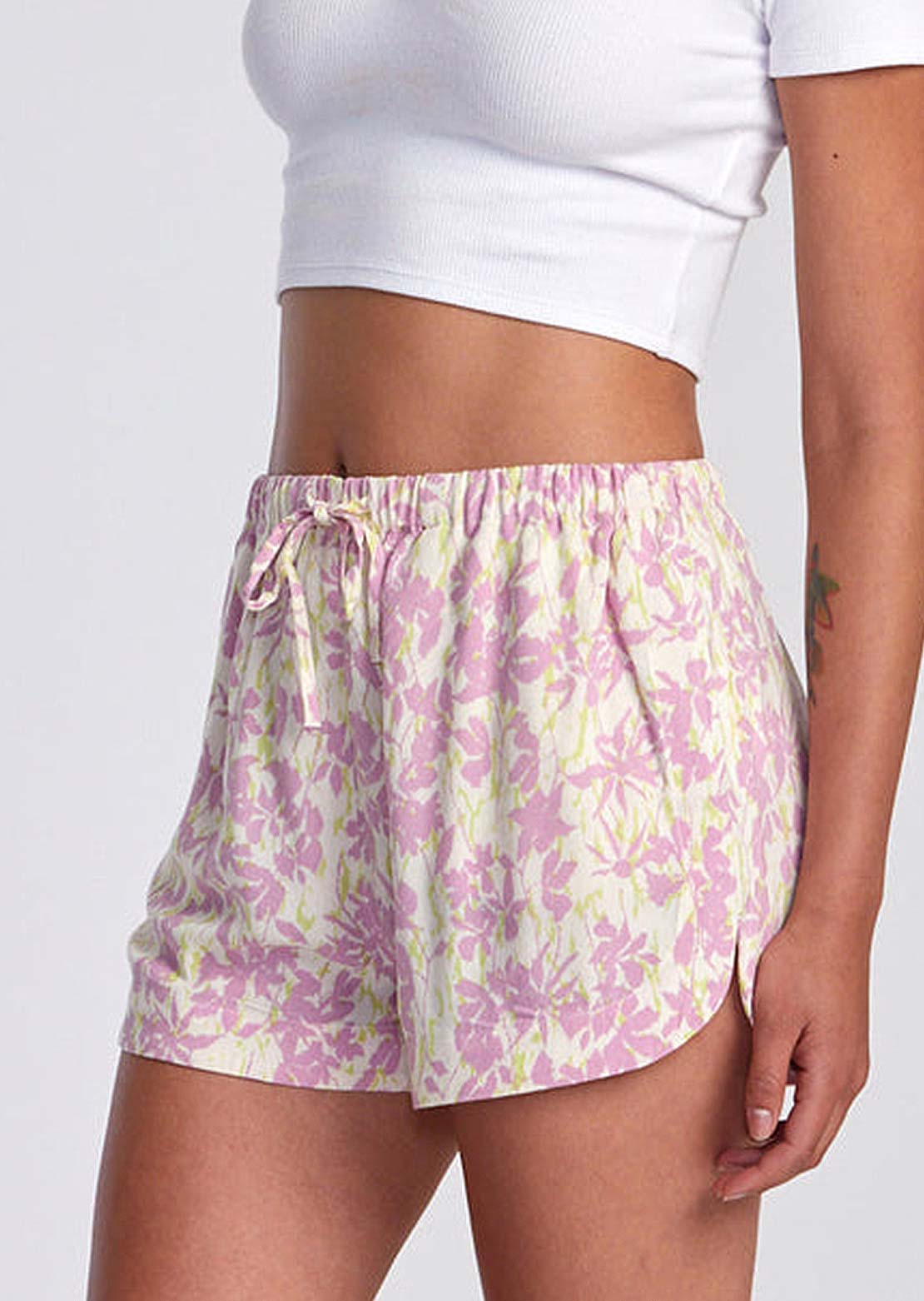 RVCA Women's New Yume Shorts Latte