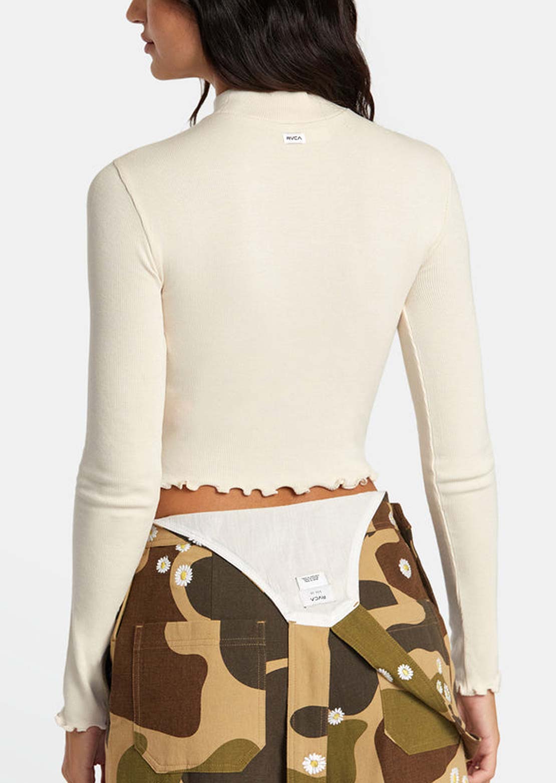 RVCA Women's Saved Long Sleeve Crop Top Latte
