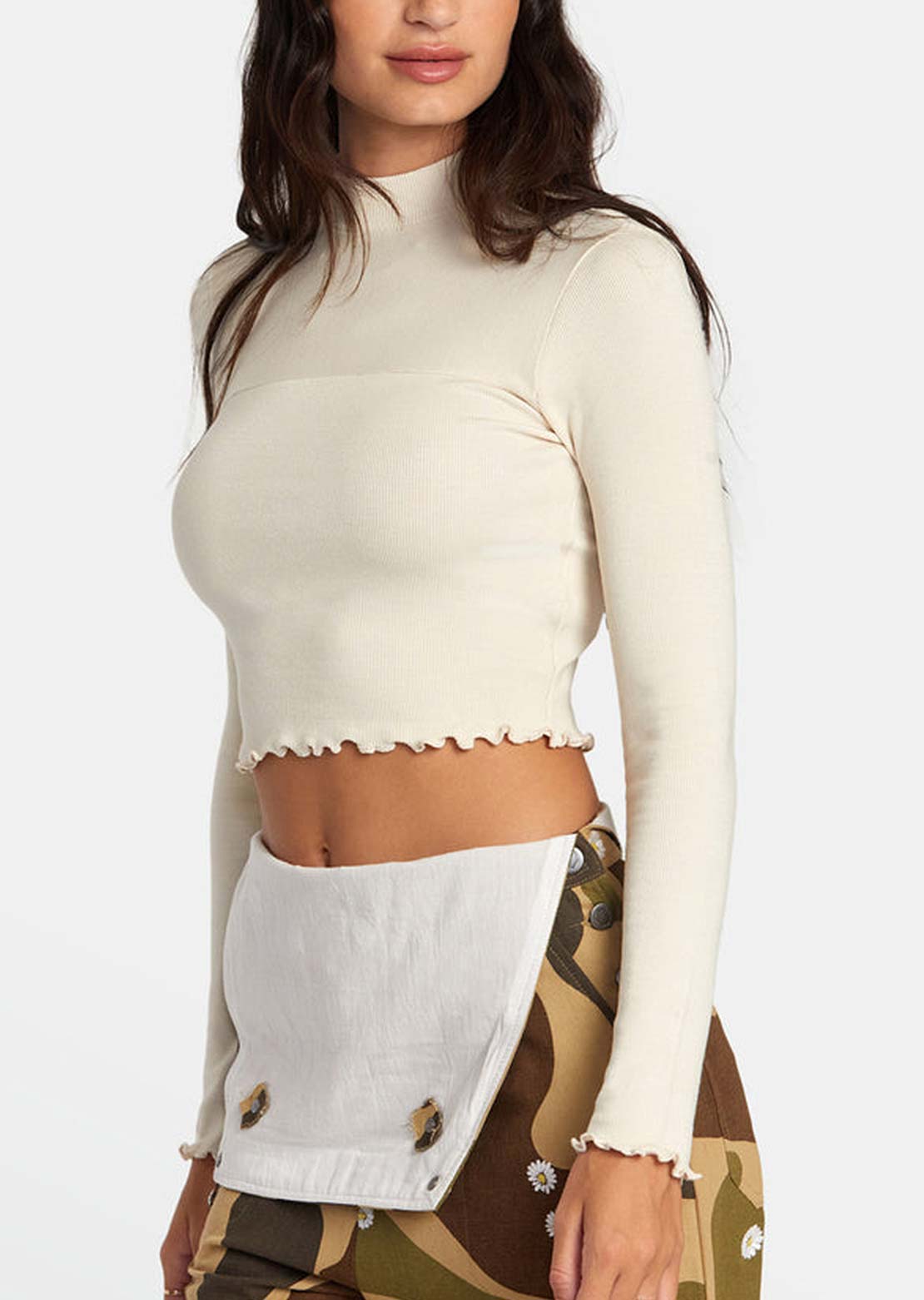RVCA Women's Saved Long Sleeve Crop Top Latte