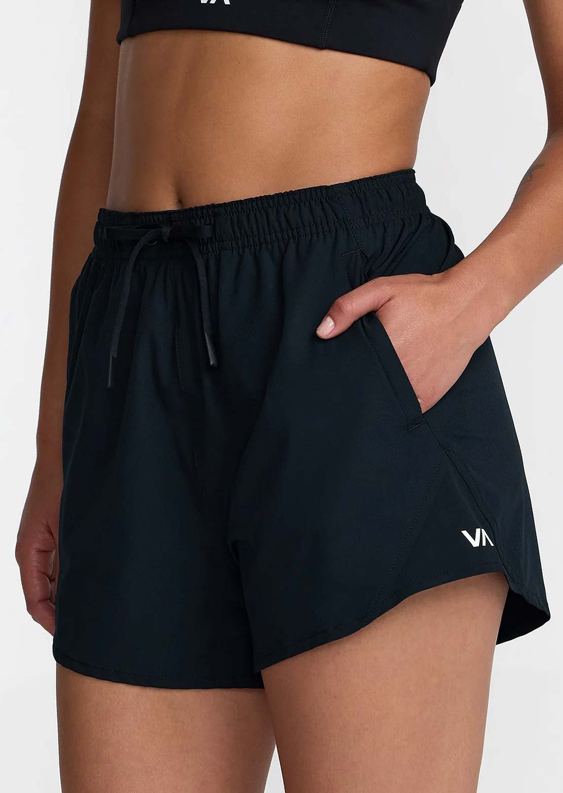 RVCA Women's VA Essential Yogger 12 Shorts Black