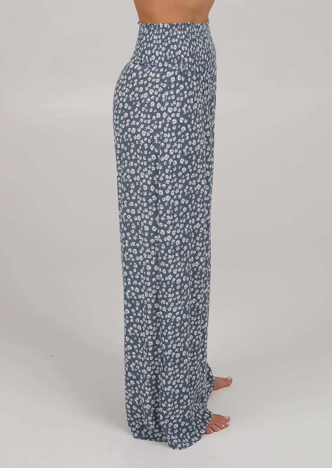 Salty Crew Women&#39;s Mainland Beach Pant Fin Blue
