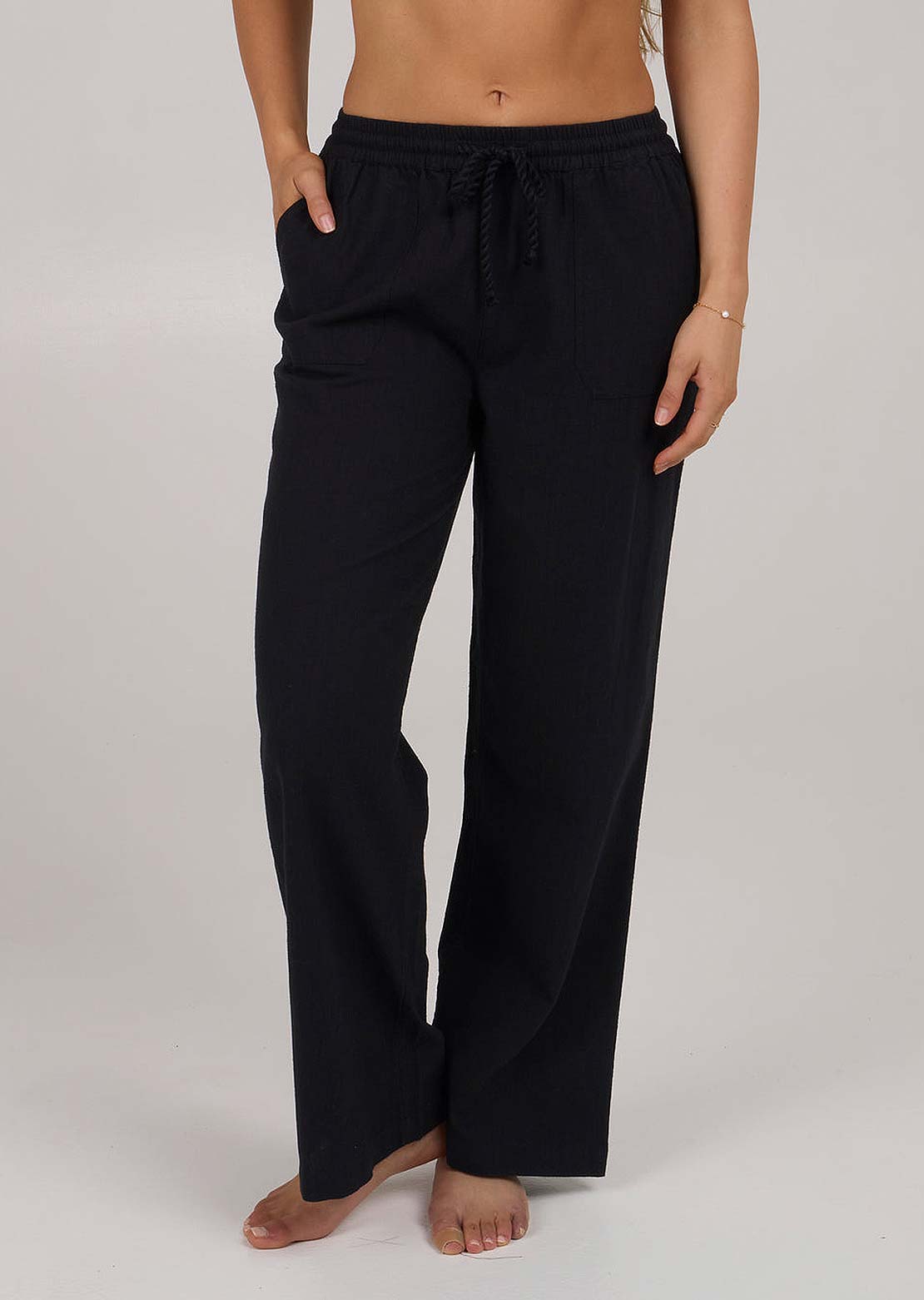 Salty Crew Women&#39;s Shoreline Beach Pant Black