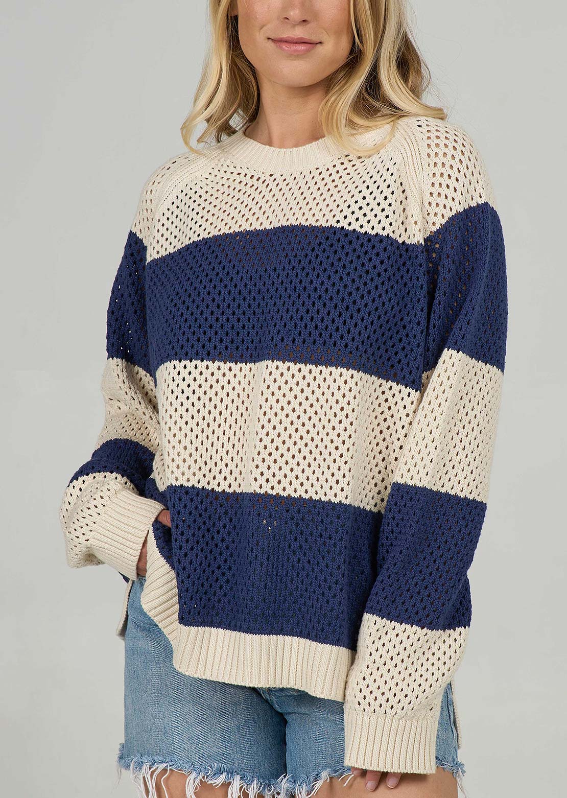 Salty Crew Women's Signal Crew Longsleeve Bright Navy