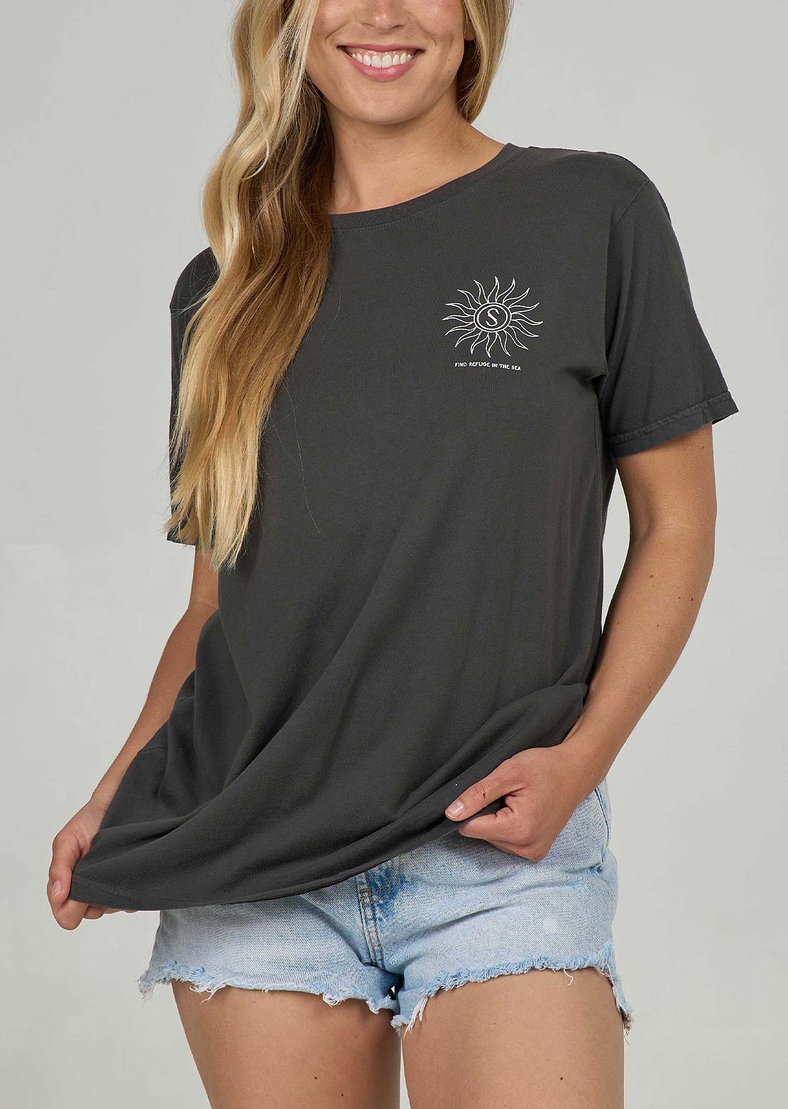 Salty Crew Women's Zodiac Boyfriend T-Shirt Charcoal