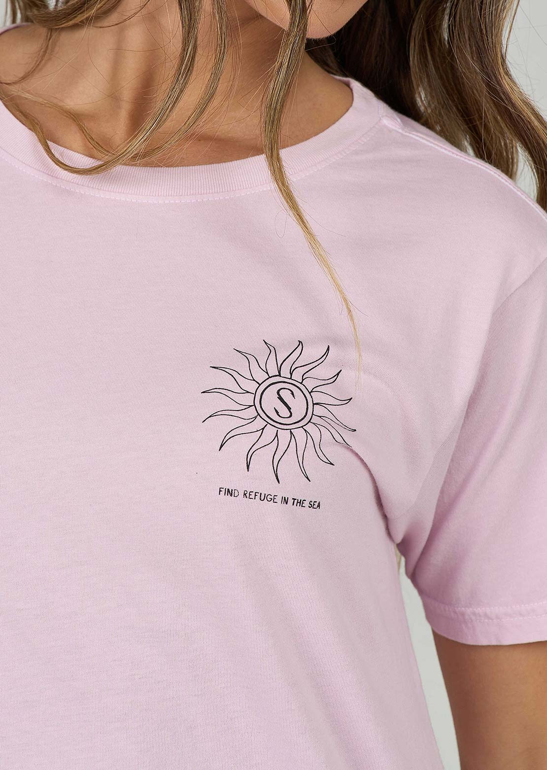 Salty Crew Women's Zodiac Boyfriend T-Shirt Pink Skies