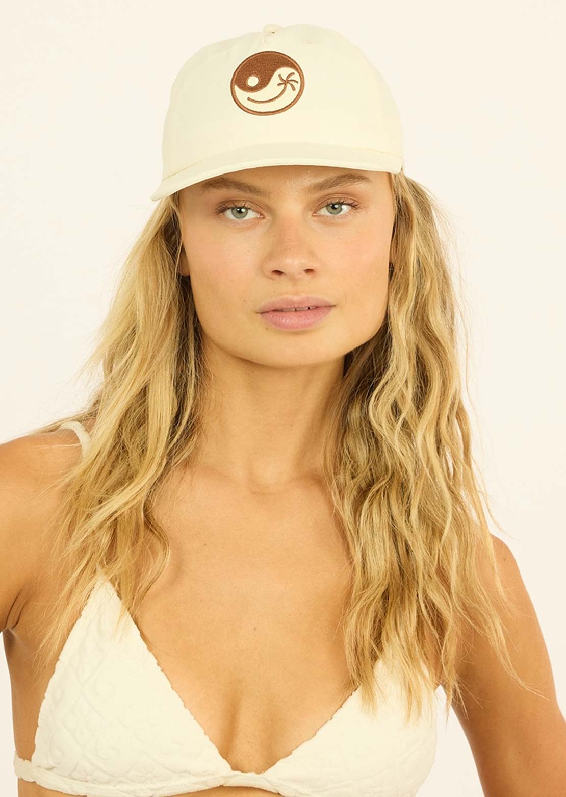 Sisstr Women's Glowing Rays Nylon Cap