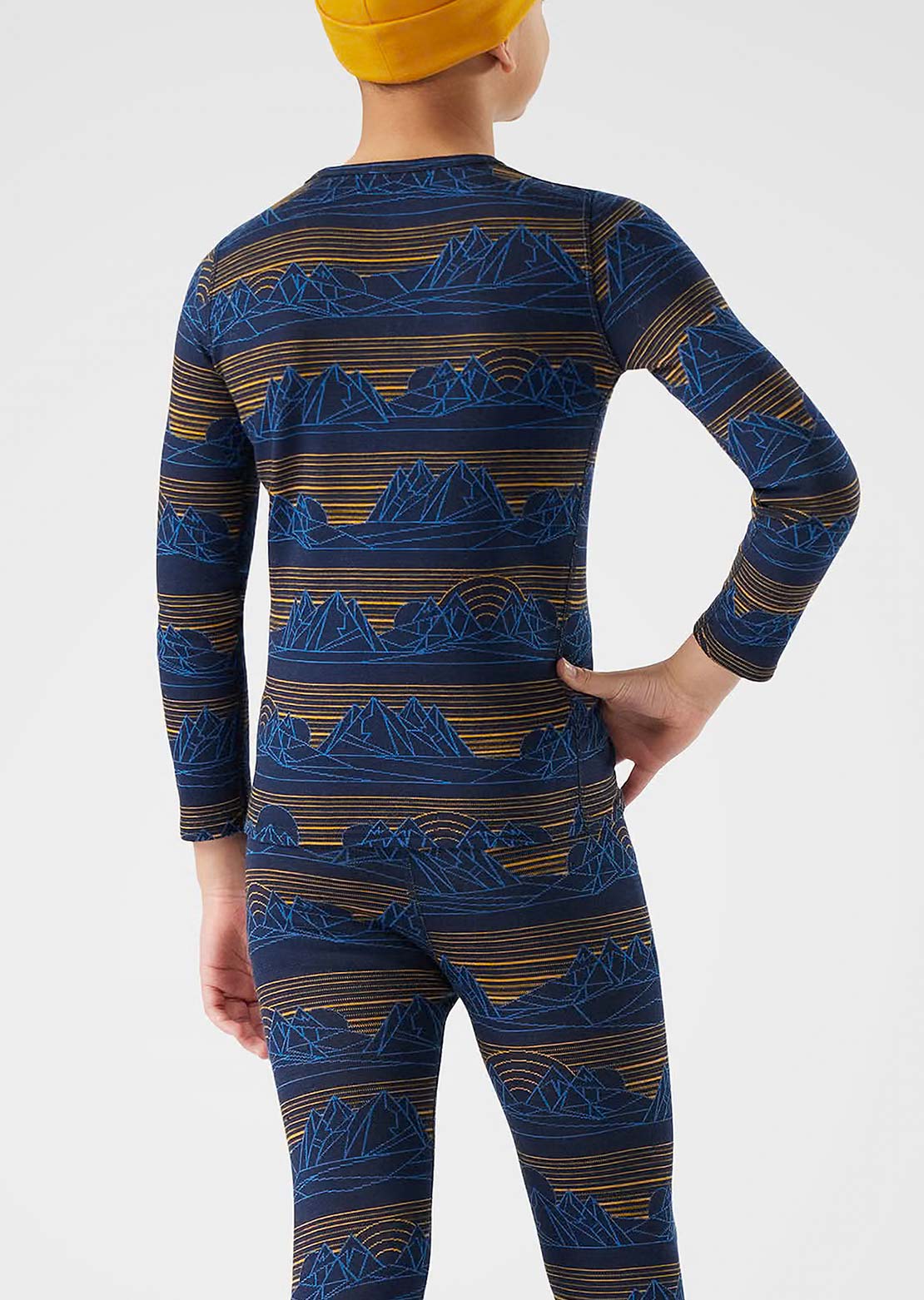 Smartwool Junior Classic Thermal Merino Base Layer Crew Top Deep Navy Geo Peaks