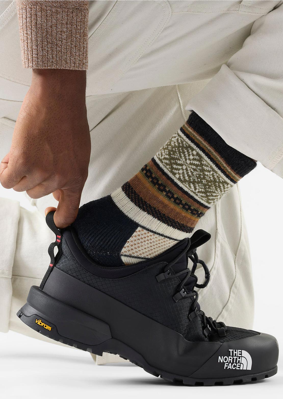 Smartwool Unisex Everyday Cozy Fair Isle Sweater Crew Socks Charcoal
