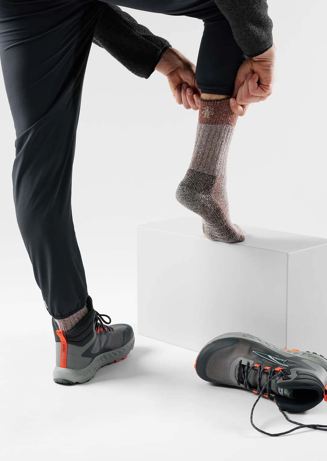 Smartwool Unisex Hike Classic Edition Extra Cushion Second Cut Crew Socks
