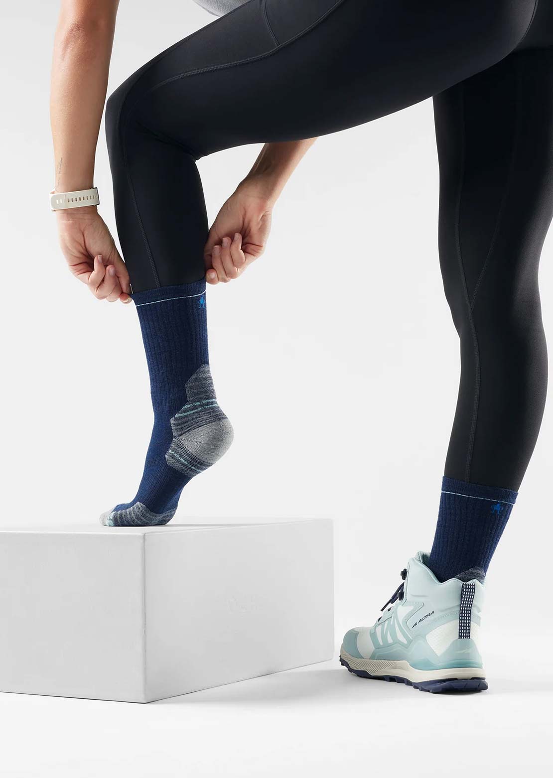 Smartwool Unisex Hike Targeted Cushion Mid Crew Socks