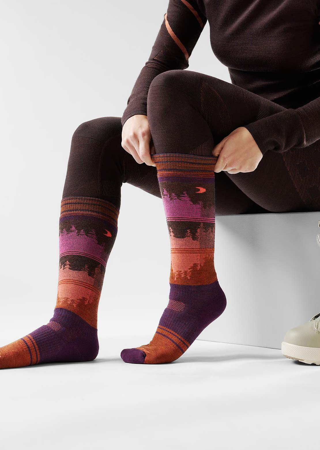 Smartwool Women’s Snowboard Full Cushion Twilight Vista OTC Socks Purple Iris
