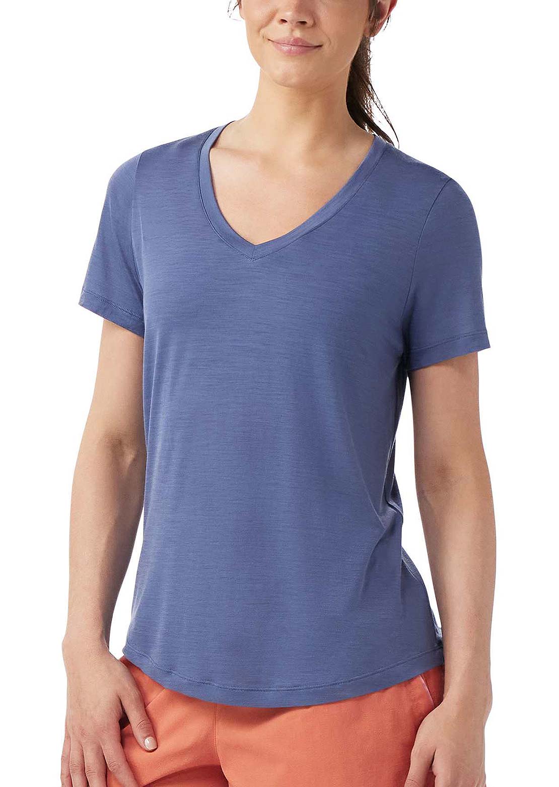 Smartwool Women&#39;s Active Ultralite V-Neck T-shirt Nightfall Blue