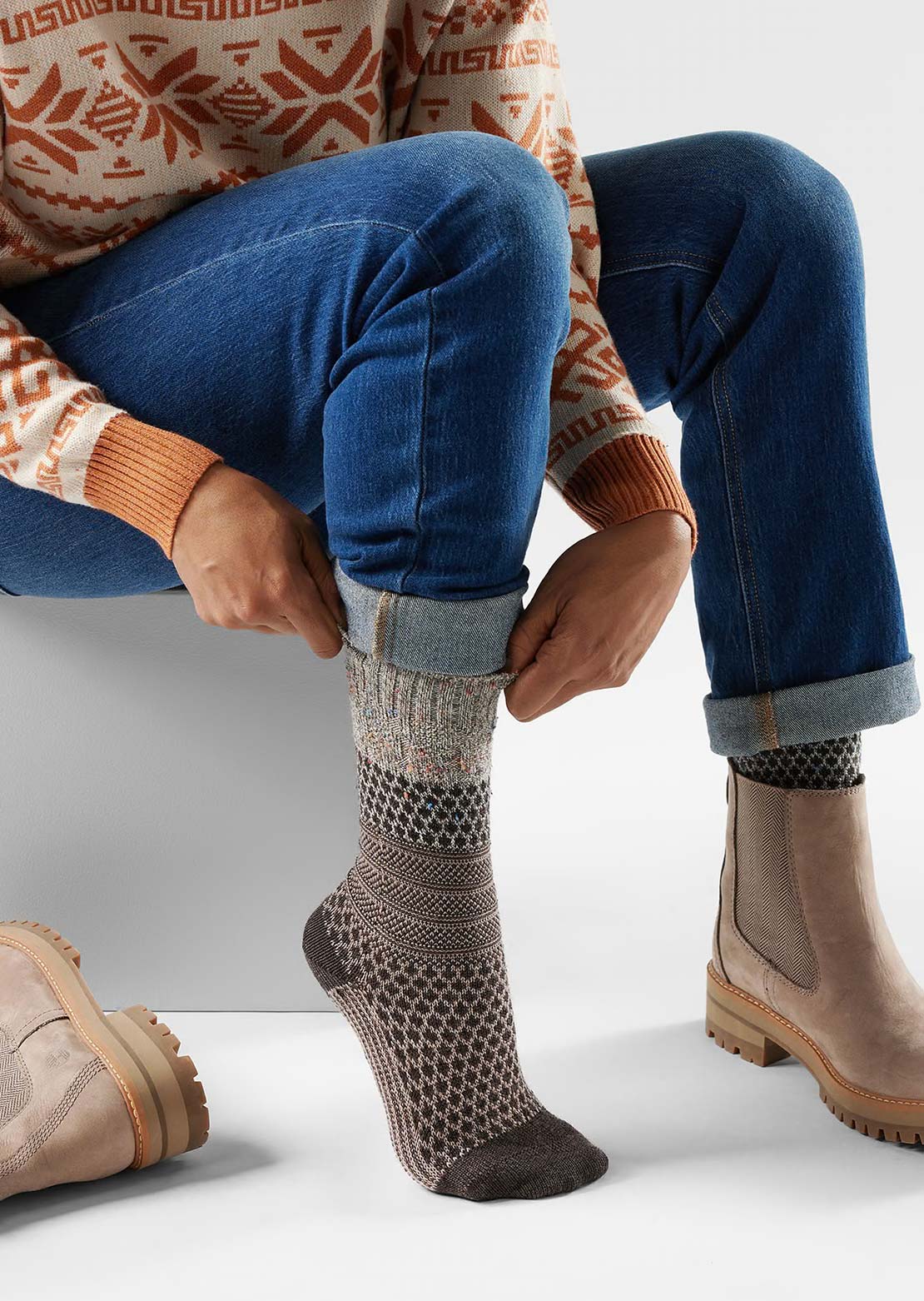 Smartwool Women's Everyday Cozy Popcorn Cable Crew Socks Taupe/Natural Marl