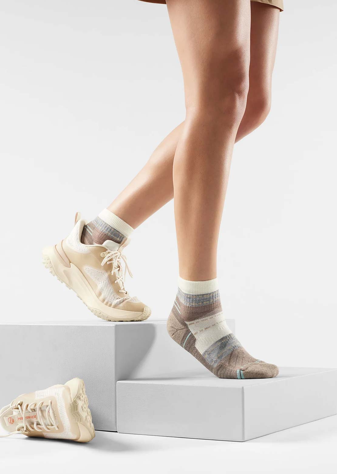 Smartwool Women's Hike Light Cushion Margarita Ankle Socks Natural