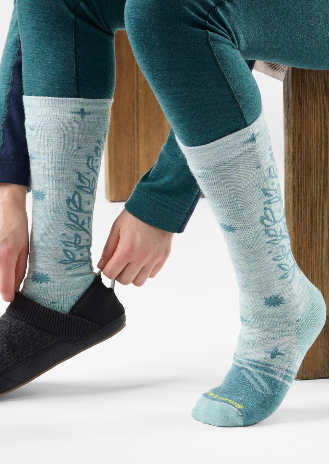 Smartwool Women's Ski Full Cushion Ice Blossom OTC Socks Frosty Green