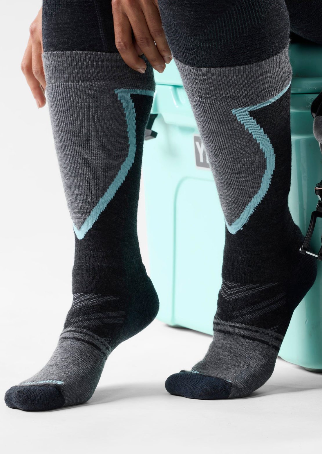 Smartwool Women's Ski Full Cushion OTC Socks Charcoal