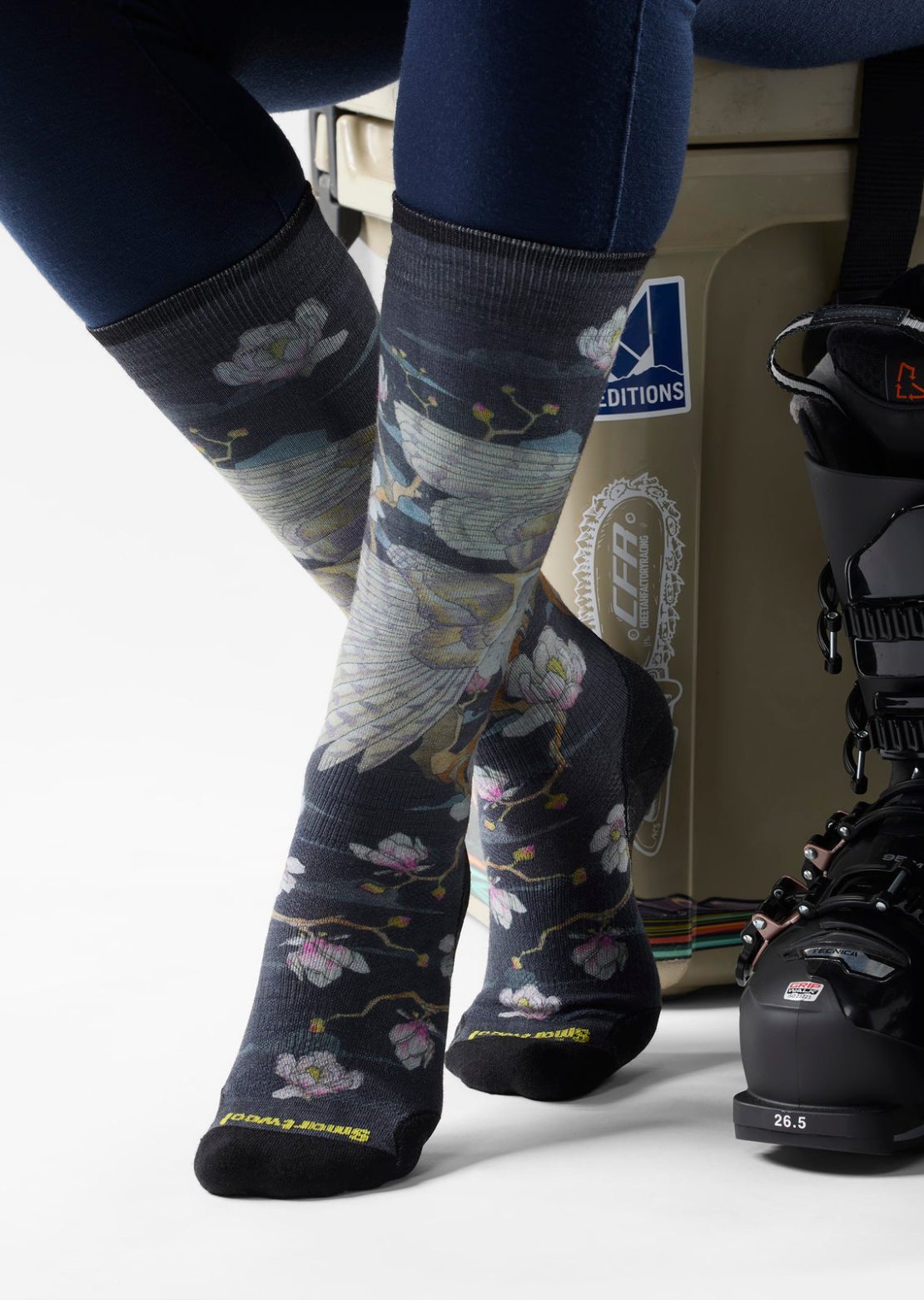 Smartwool Women's Ski Zero Cushion Nightwatcher Print OTC Socks Black