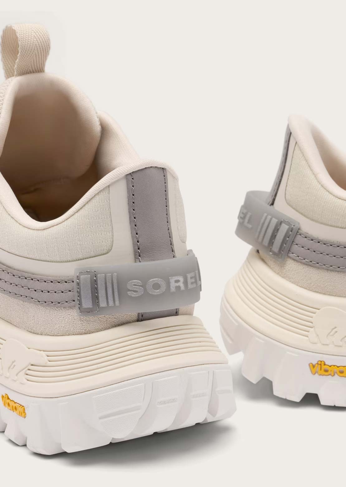 Sorel Women's Callsign Horizon Low Shoes Fawn/Chrome Grey