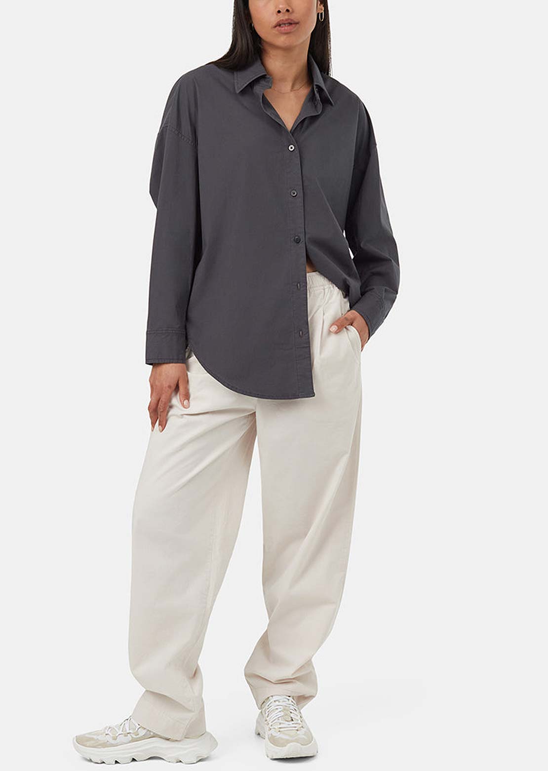 Tentree Women's EcoStretch Cotton Oversized Button Up Shirt Graphite