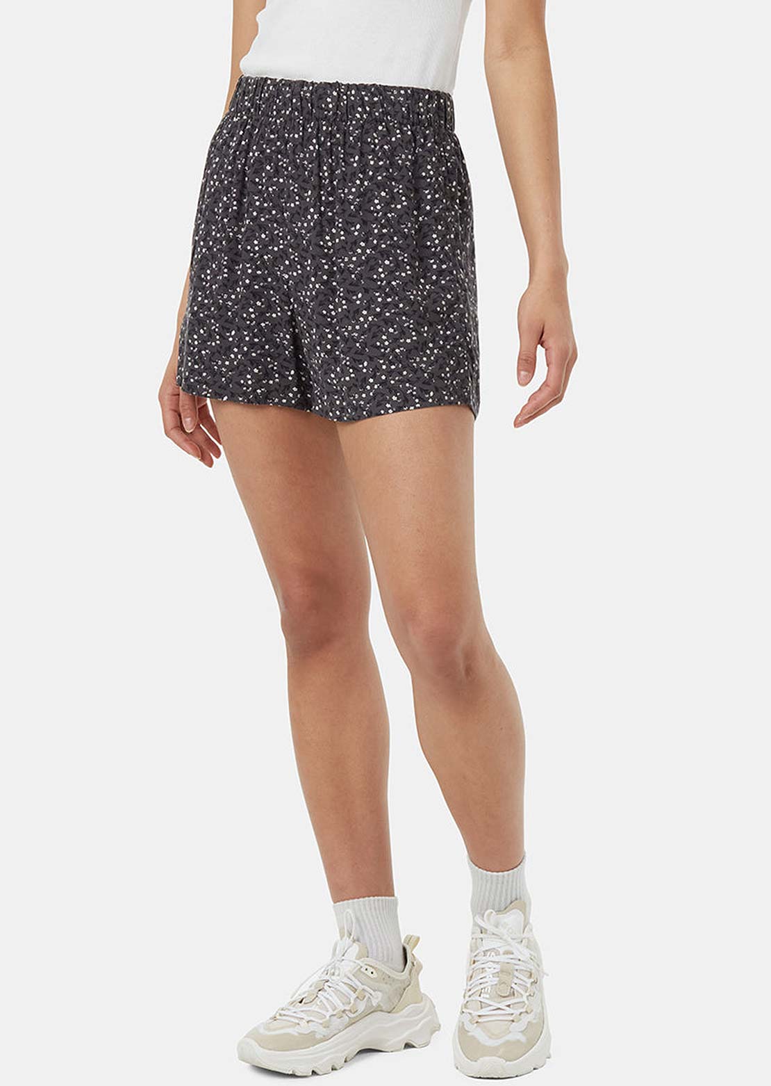 Tentree Women's EcoWoven Crepe Shorts Graphite/Flourish Floral