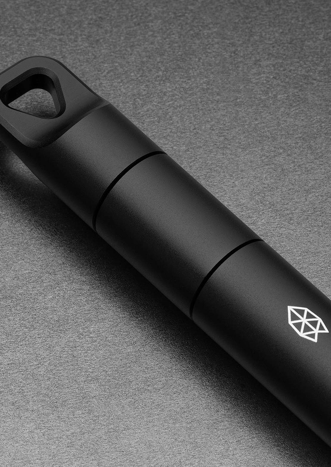 The James Brand Cache River Screwdriver Black/Black