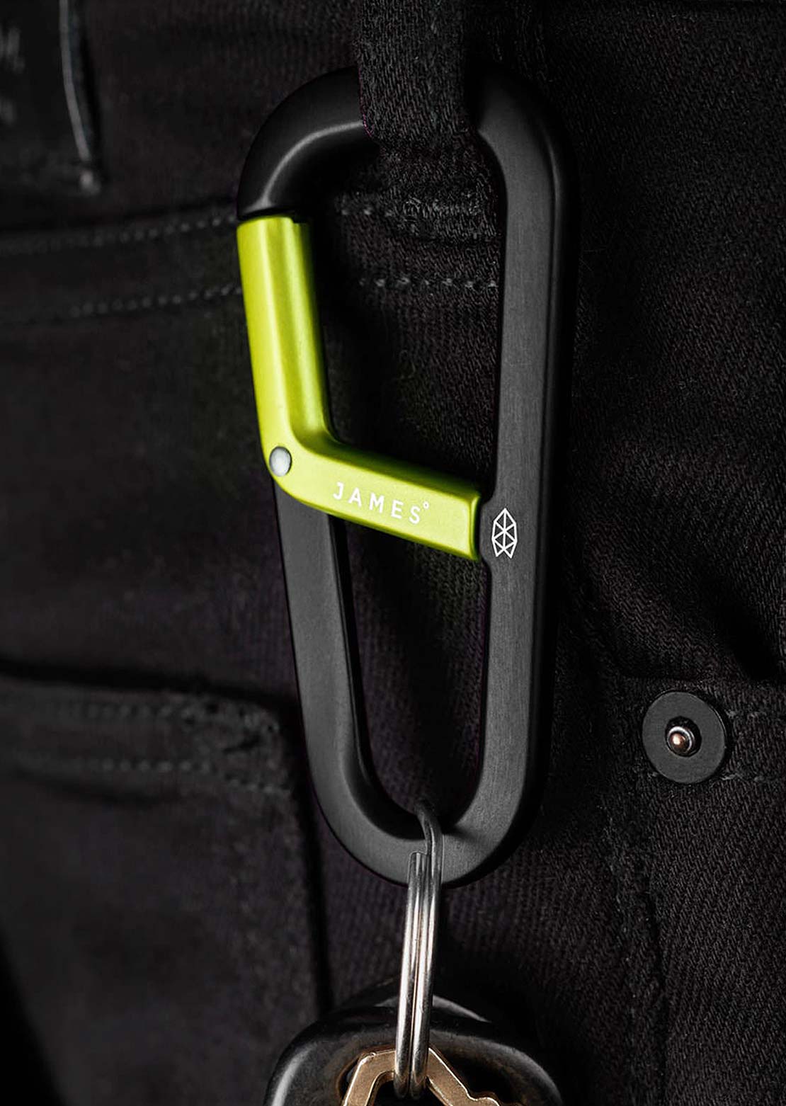 The James Brand Hardin Clip Black/Electric Moss