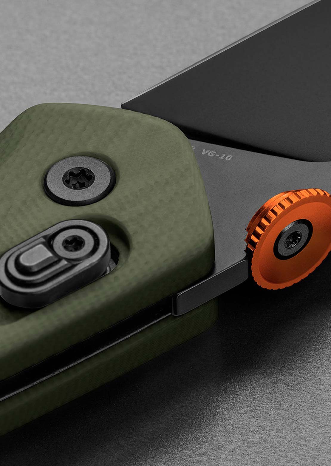 The James Brand The Carter Knife OD Green/Black