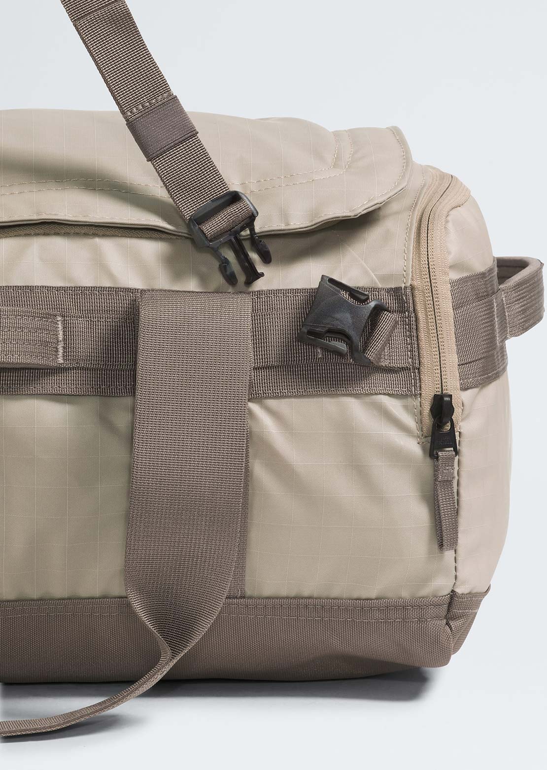 The North Face Base Camp Voyager 42L Duffel Bag Mushroom Grey/Mocha Brown