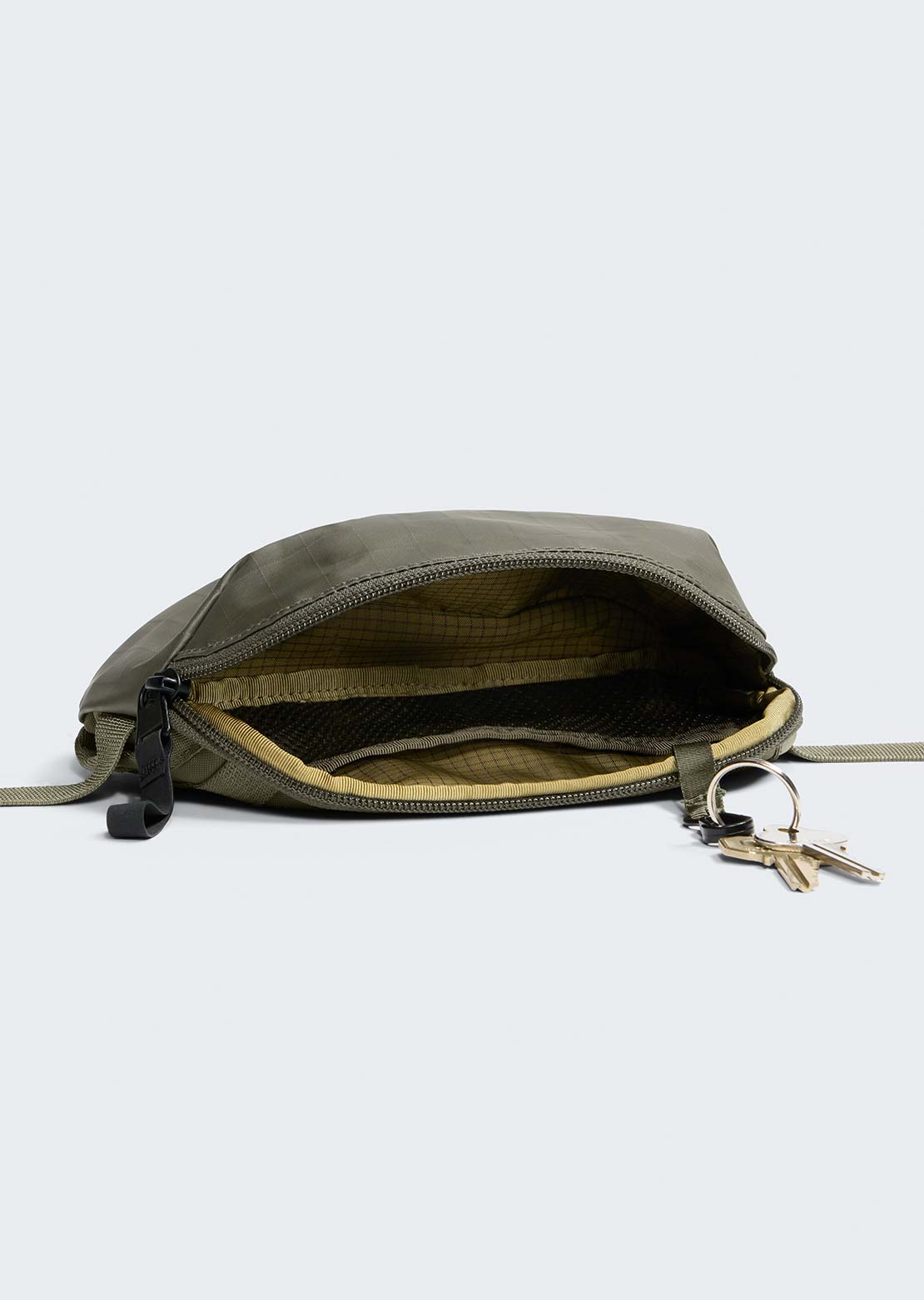 The North Face Base Camp Voyager Pro Travel Pouch