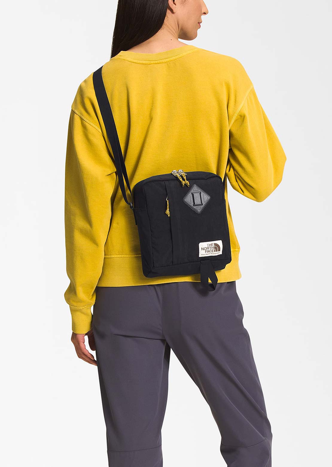 The North Face Berkeley Crossbody TNF Black/Mineral Gold-NPF