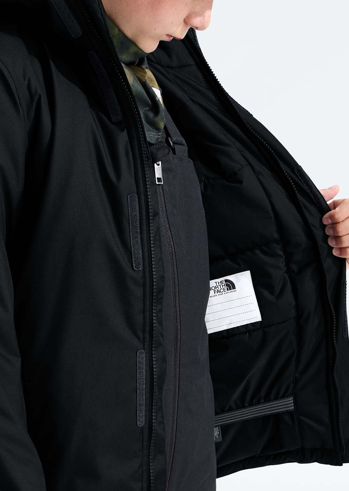 The North Face Junior Snowquest Jacket