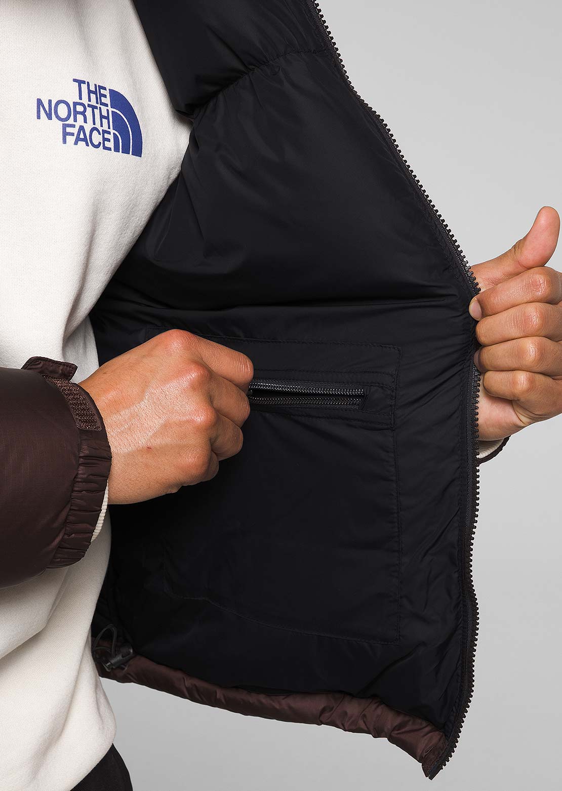 The North Face Men&#39;s 1996 Retro Nuptse Jacket Coal Brown/TNF Black