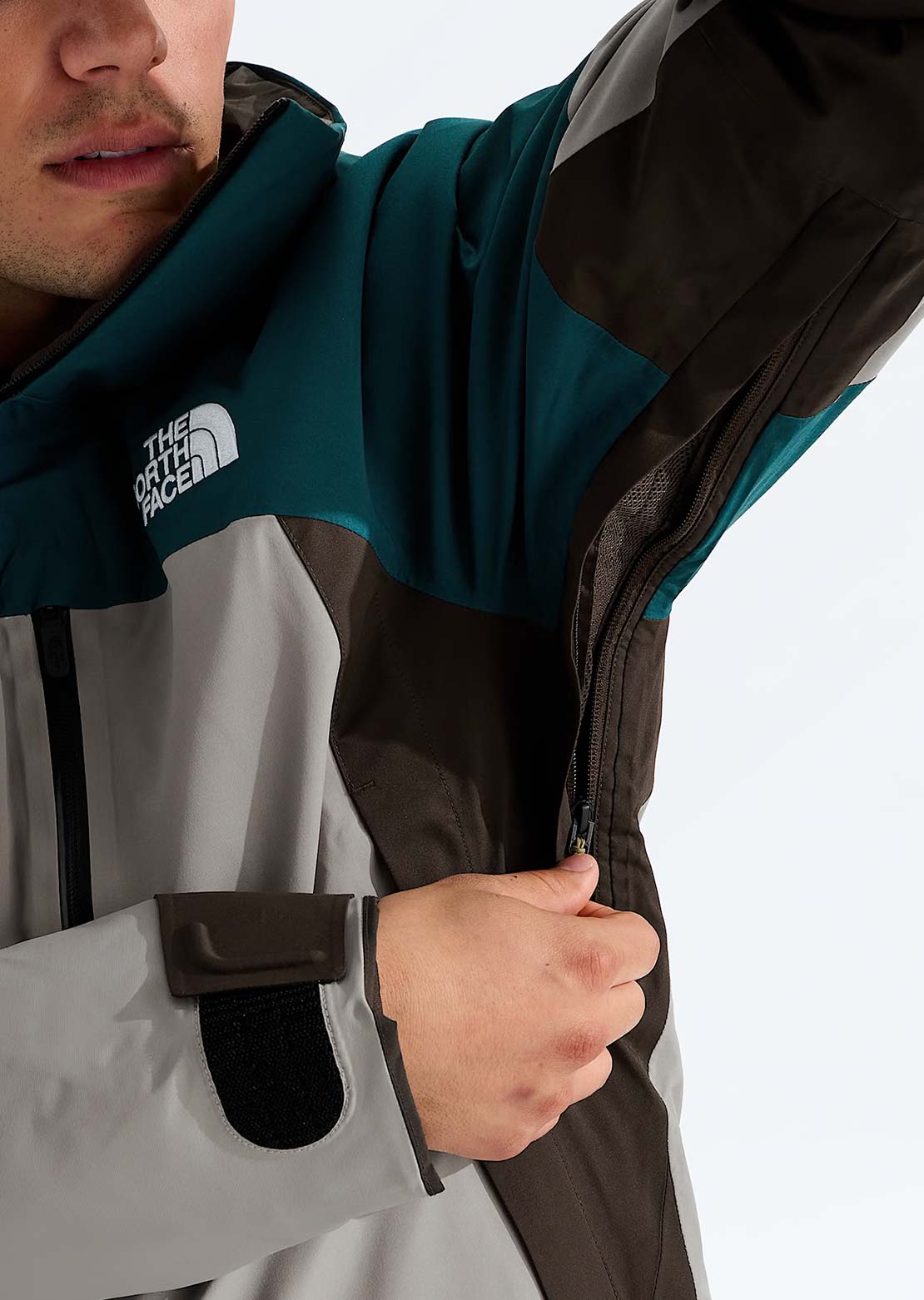 The North Face Men's Chakal Jacket